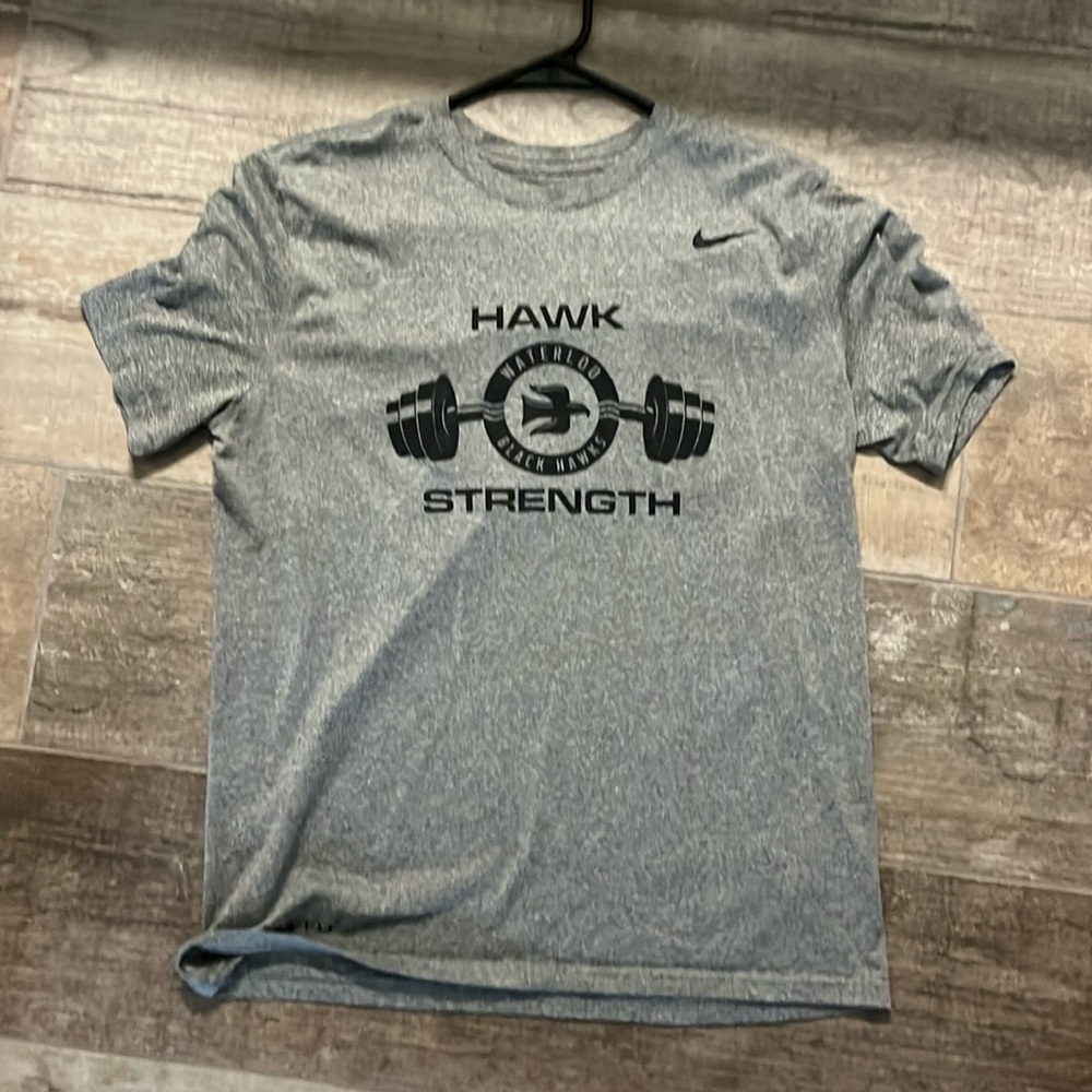 Grey t shirt